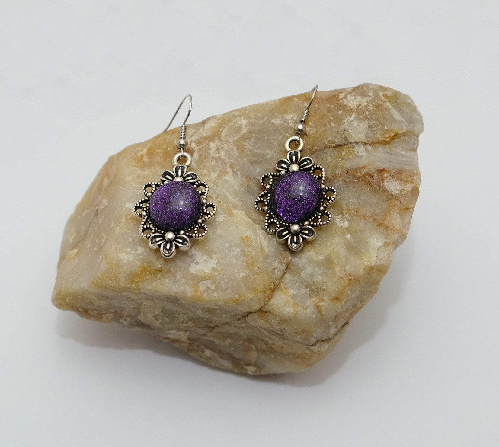 Stunning Handmade Silver Tone Flower Pierced Earrings with Color-Shifting Purple Dichroic Glass Stones seeds glassworks seedsglassworks