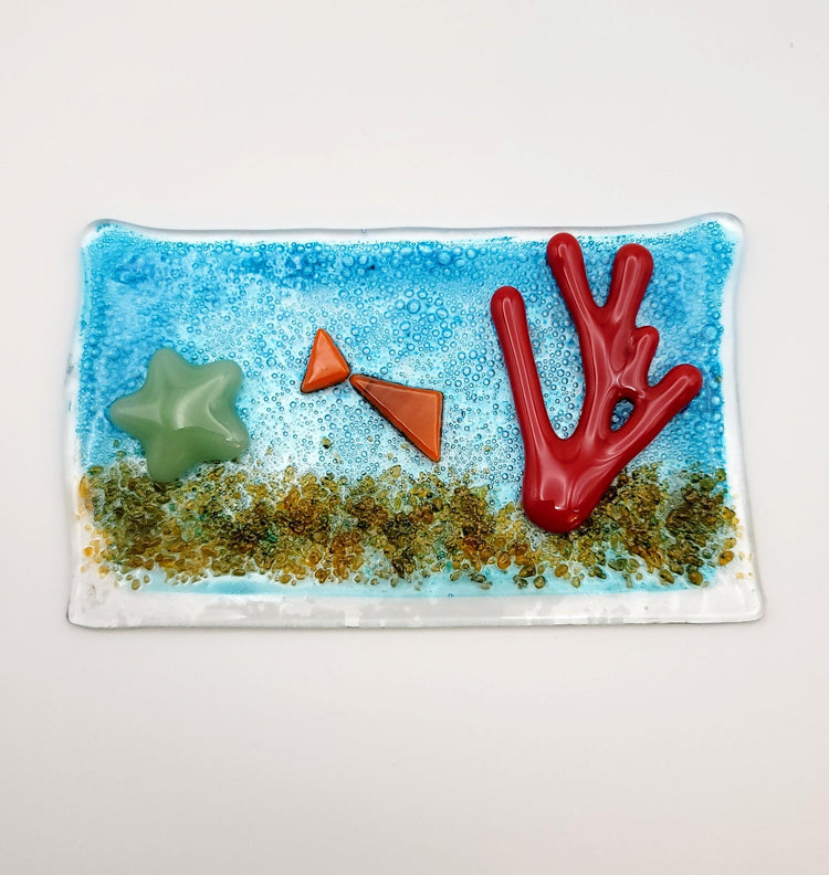 Fish Tank inspired fused glass desktop art panel on wood frame, lights up with LED lights, 5 x 4 inches seeds glassworks seedsglassworks