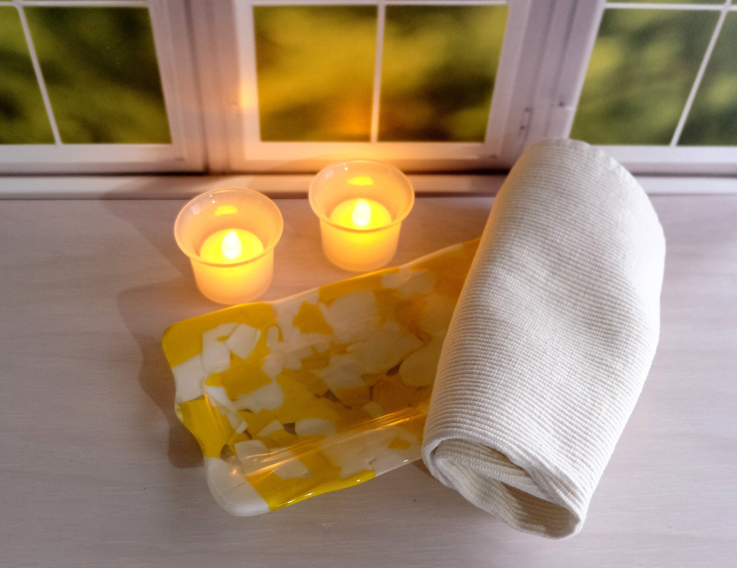 Yellow and White Fused Glass serving Platter dish plate, patchwork pattern, 8 X 5 inches, housewarming gift entertaining seeds glassworks seedsglassworks