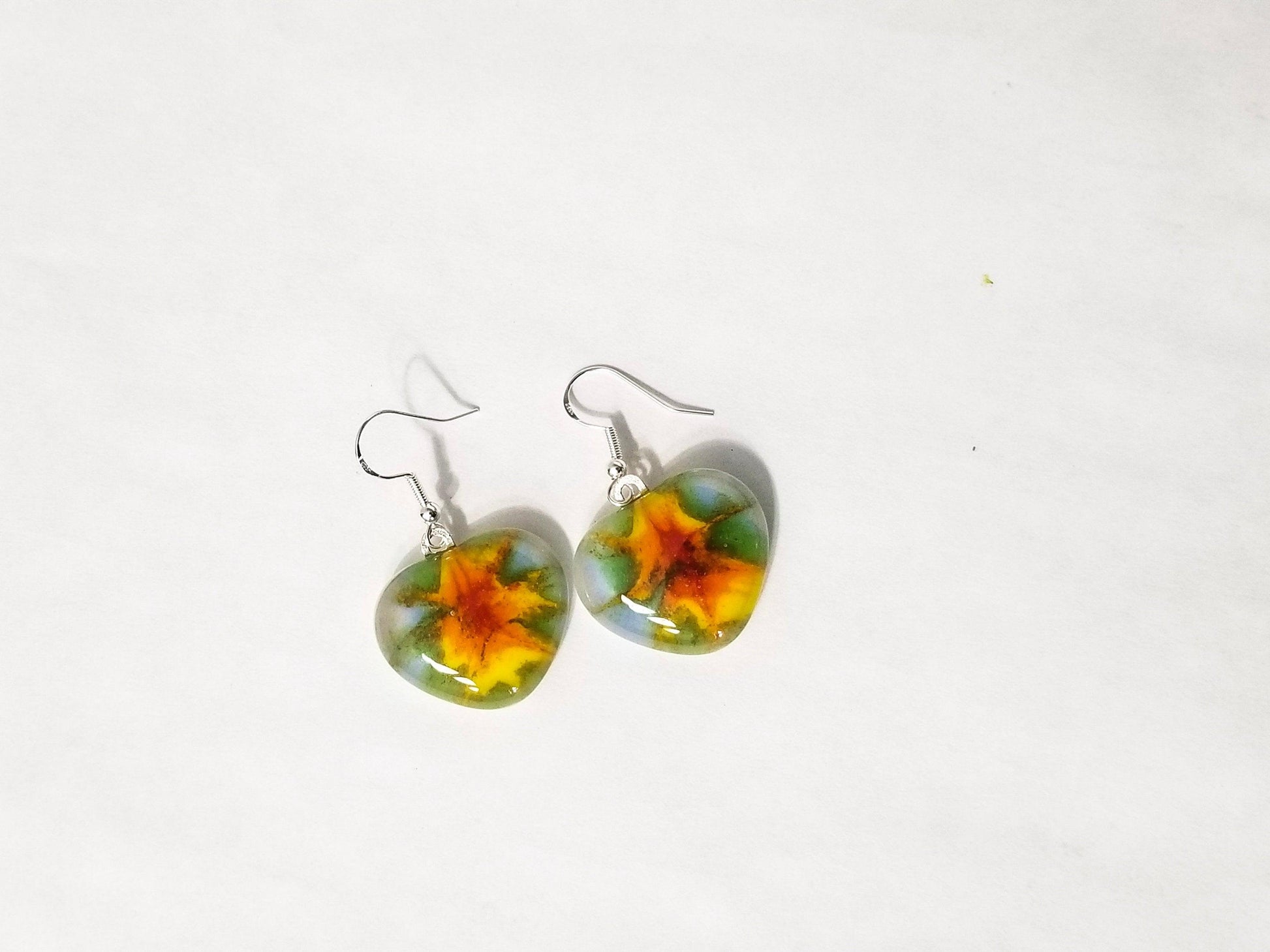 heart shaped tie dye look pierced earrings Heart shaped Tie Dye look pierced earrings-fused glass Seeds Glassworks